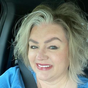 Meet The Posher, Angela✌🏼️